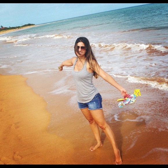 Meet Angela - Picture 1 of 4